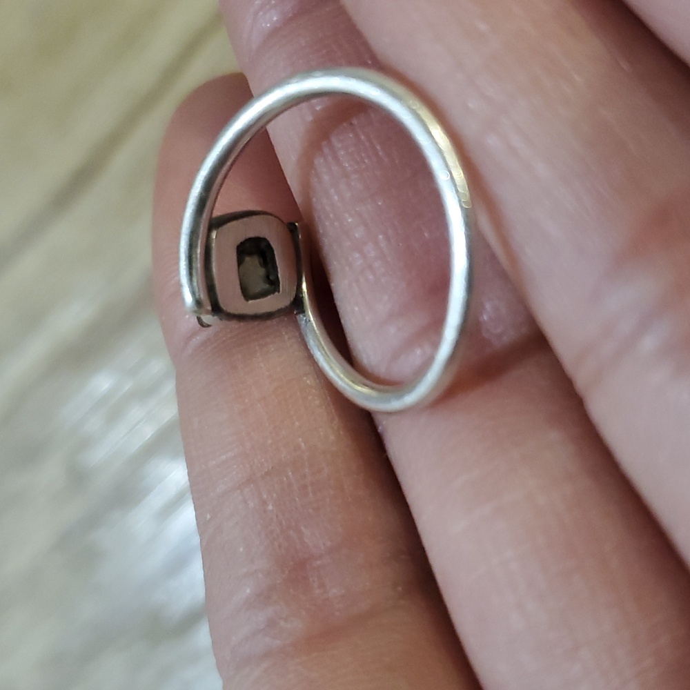 Moldavite Ring Size 7.5/8 - Picture 2 of 3